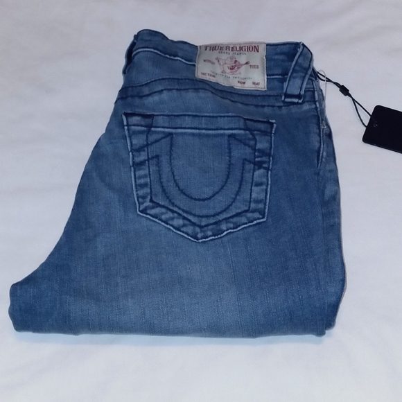 True Religion Women’s Halle Mr SN Destroy Medium Wash Jean's - Picture 4 of 12